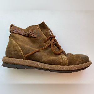 Born women’s Temple braided brown leather round toe ankle boots. Size 7